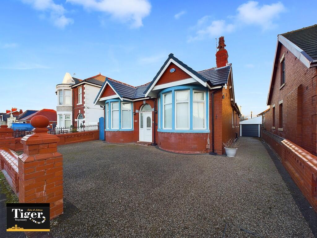 CAM02176G0-PR0467...