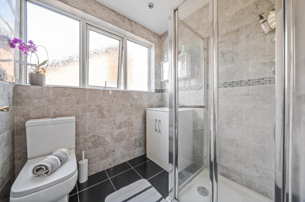 1324864-1-6874c7a...