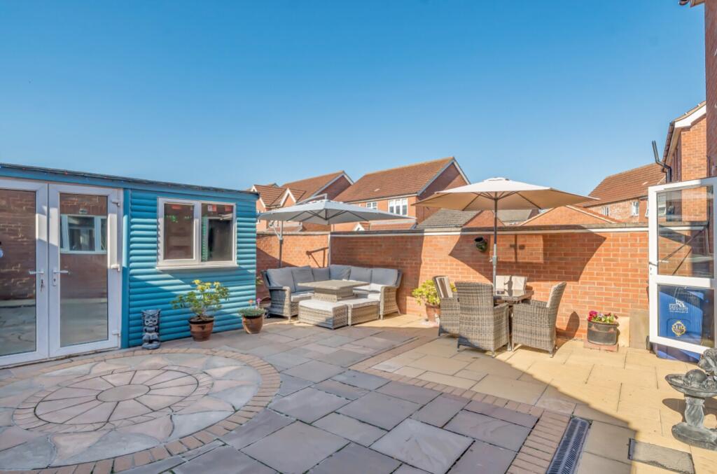 1325368-10-6871991d1a187