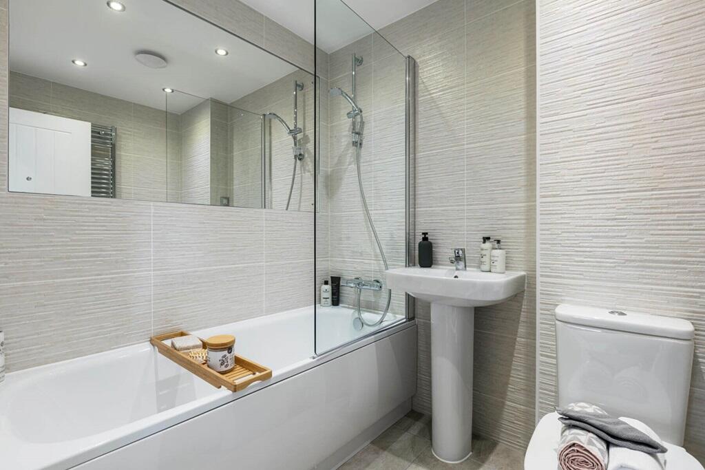 Family-friendly bathroom