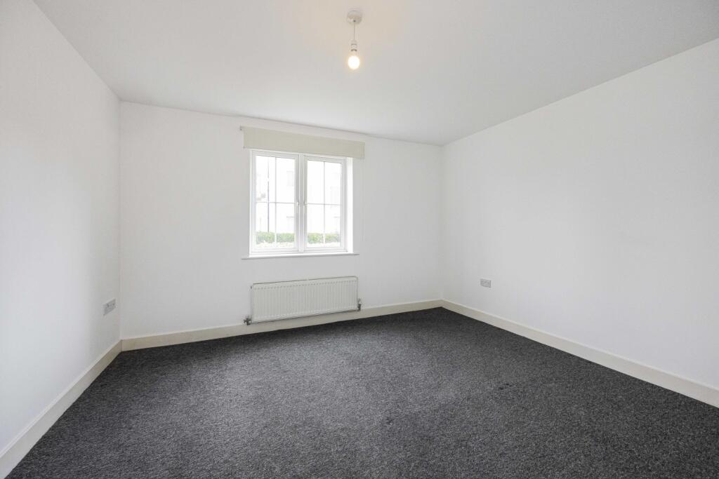 7 Tulip House 3 Panyers Gardens -003