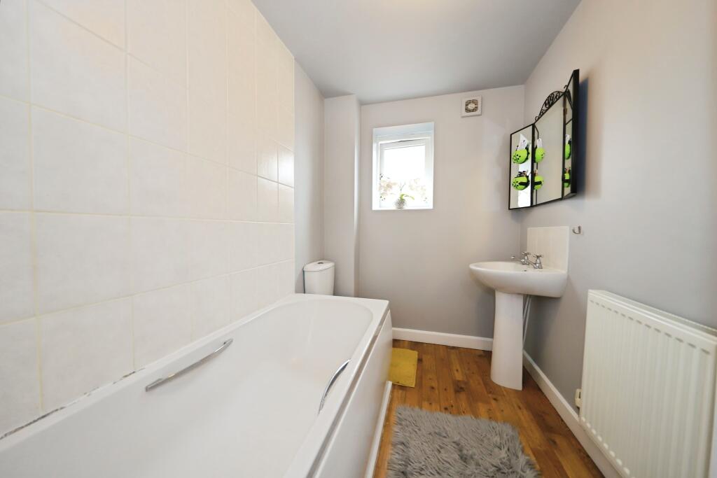 Bathroom / W.C