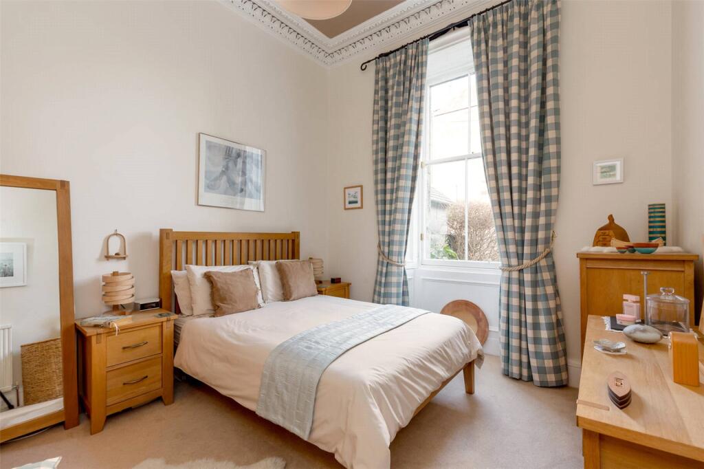Marchhall Cres 12