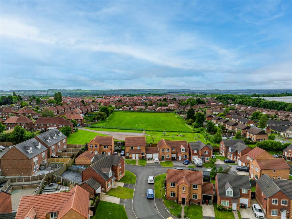 153 Masefield Avenue-04.jpg