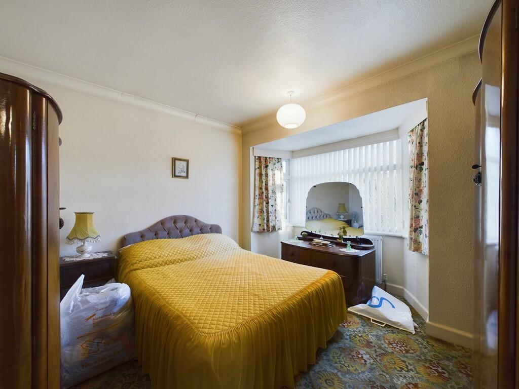 CAM02060G0-PR0272...