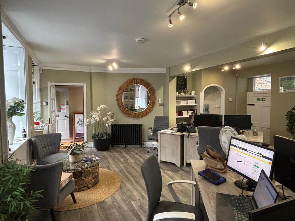 3df7acf1-f597-4ef...