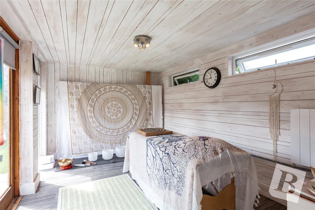 Outbuilding
