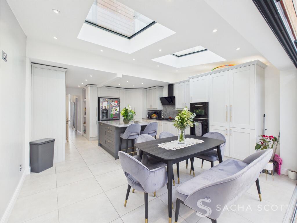 Kitchen / Breakfast / Diner