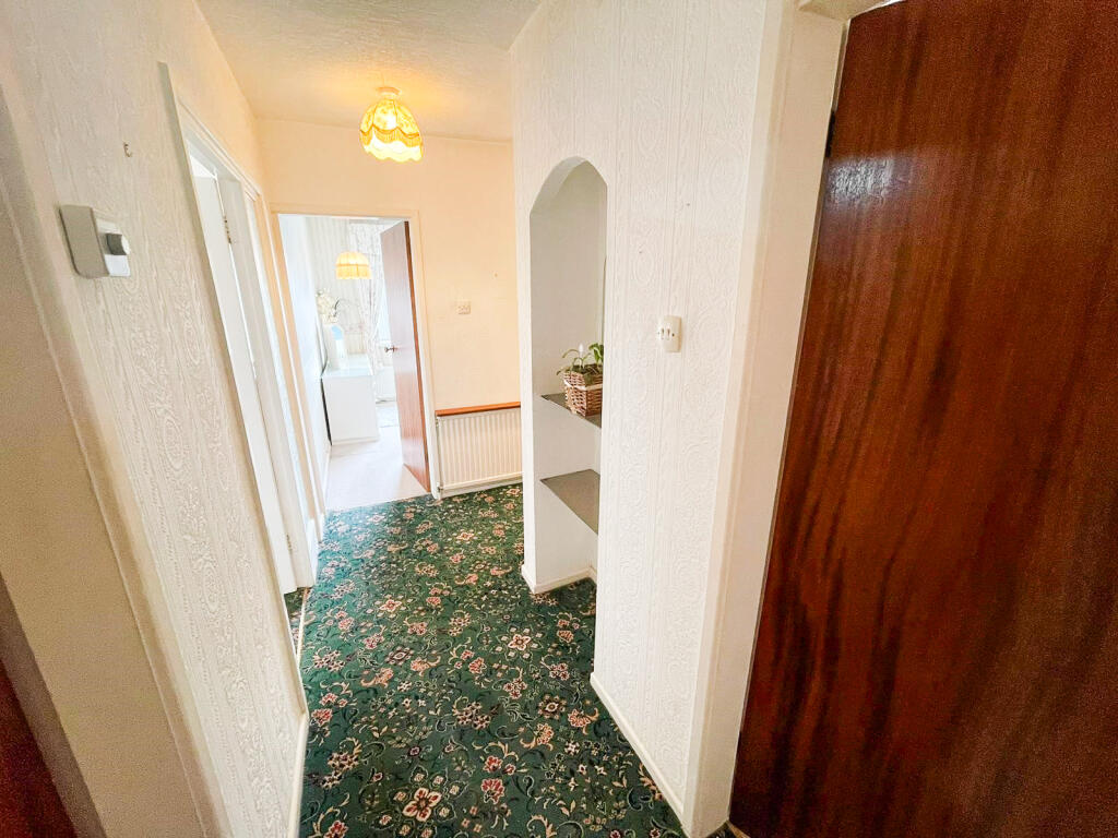 E.jpg