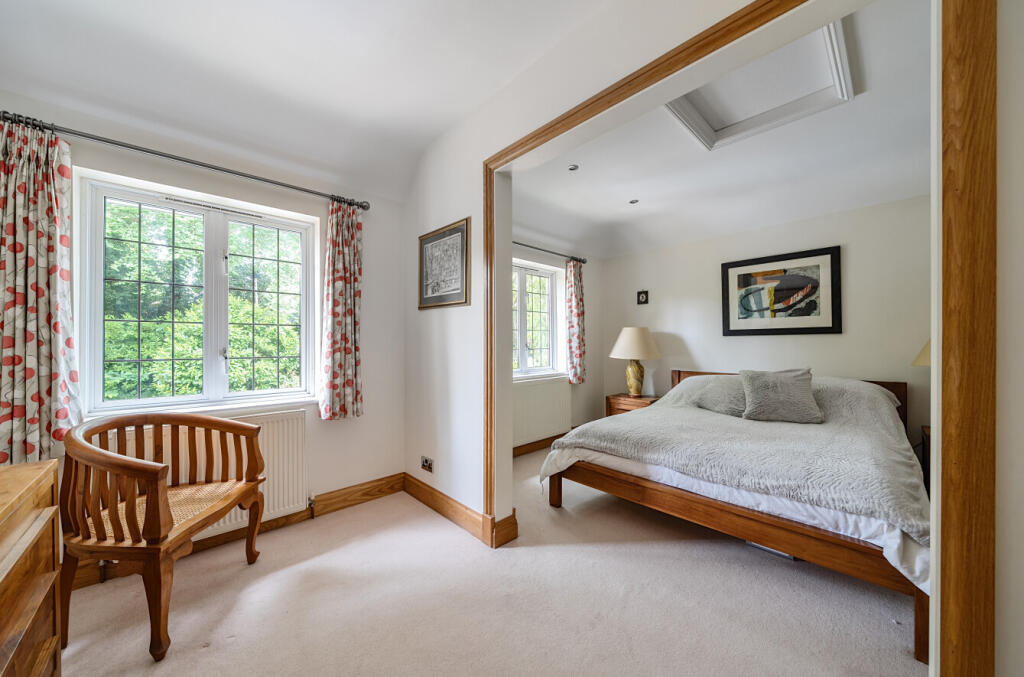 1299882-26-682f3f...