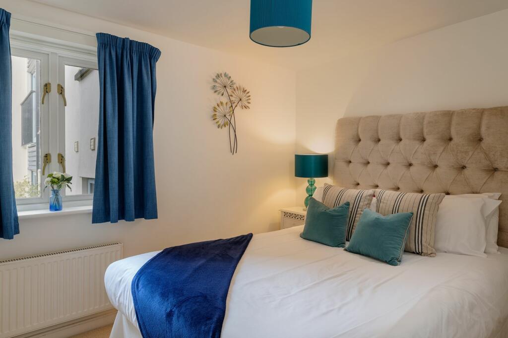 16 Dartmouth House, Dartmouth Bedroom 3