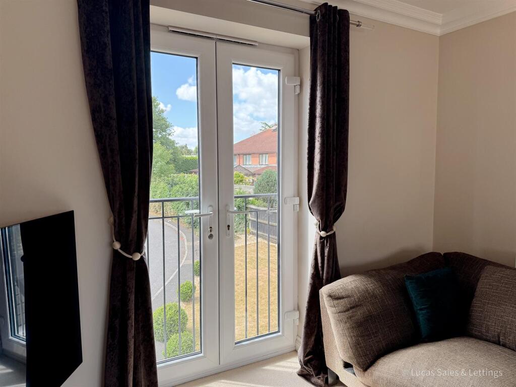 1 Caswell Close Kettering-15.jpg