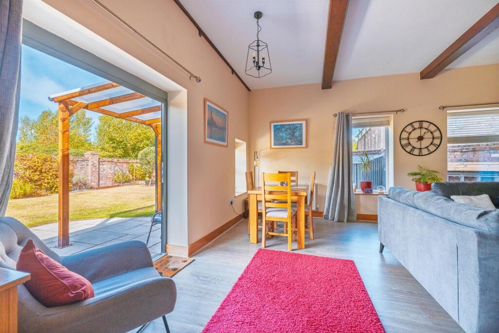 3 New Hall Cottages-55.jpg
