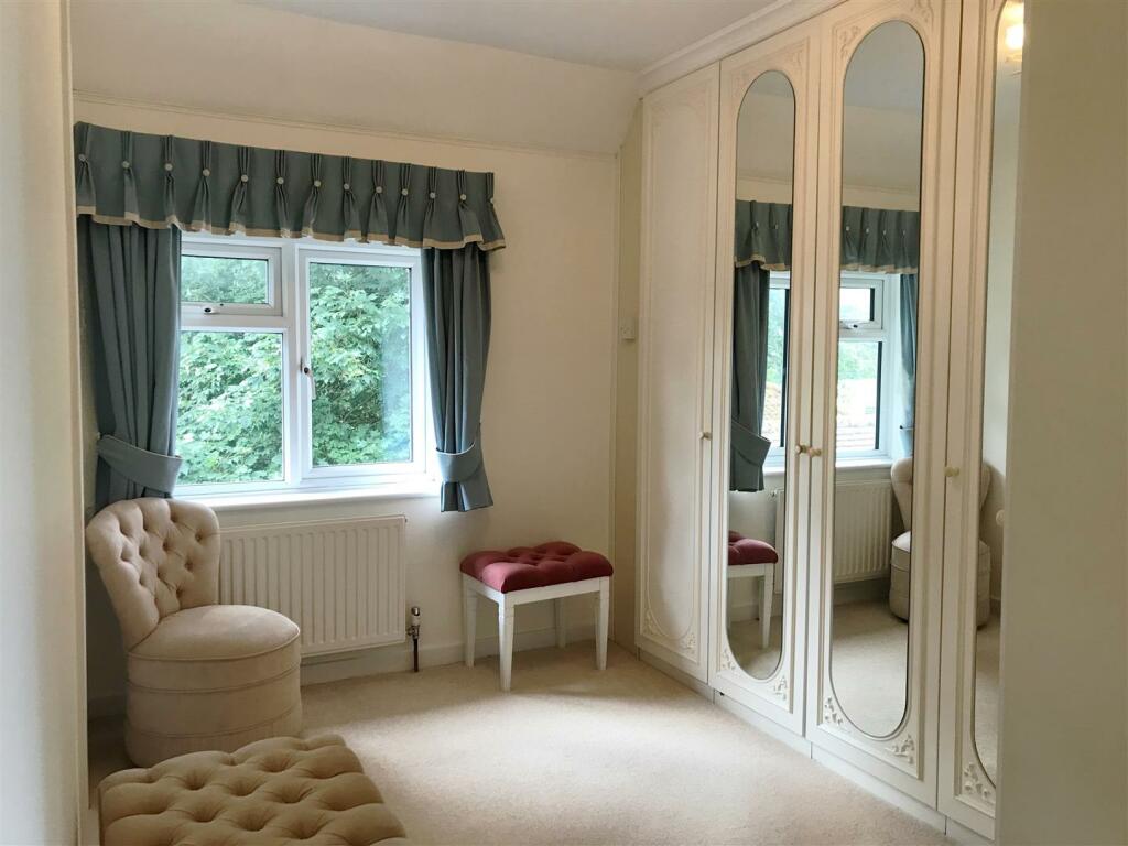 Dressing Room 1.JPG