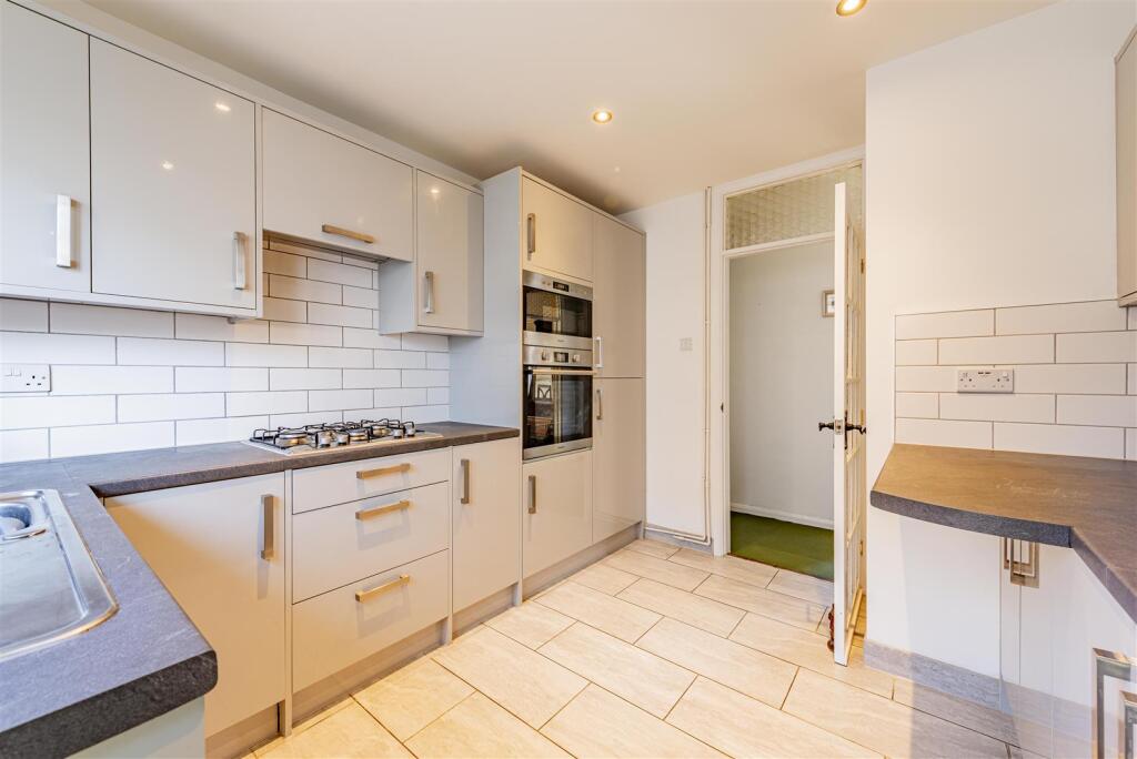2 bedroom bungalow for sale in Margate by Guildcre