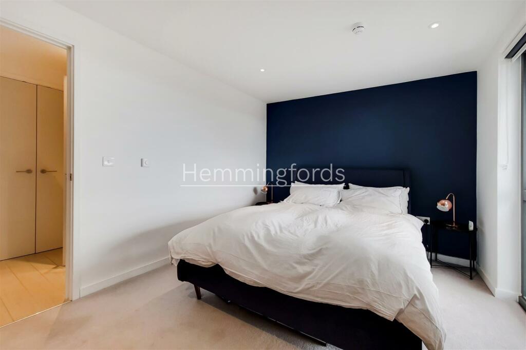 4_Bedroom-1.jpg