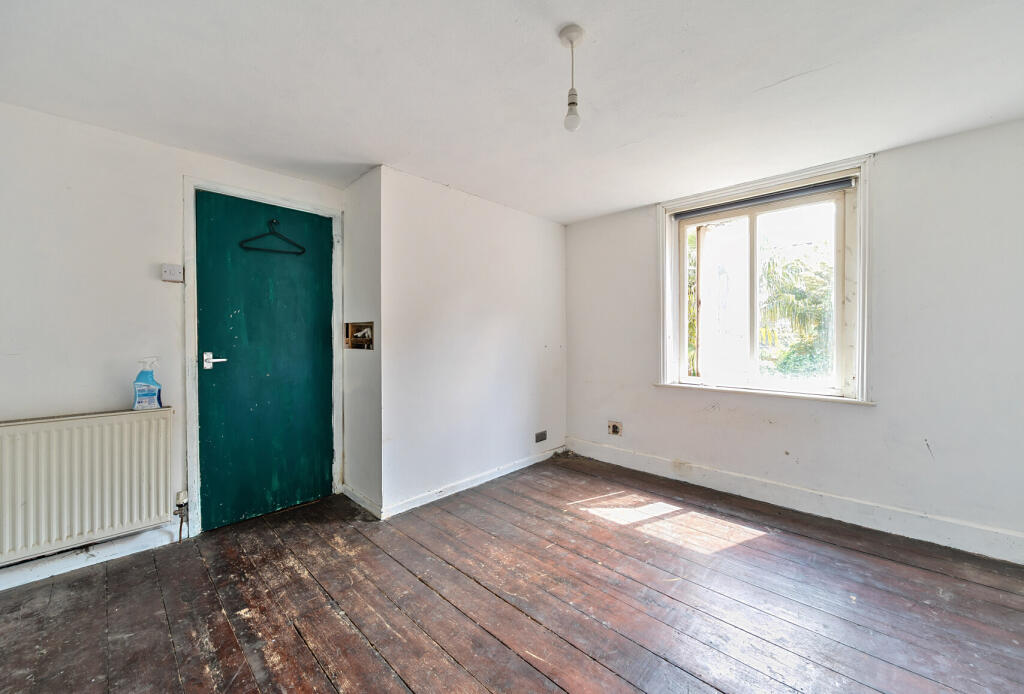 1297124-12-682dde...