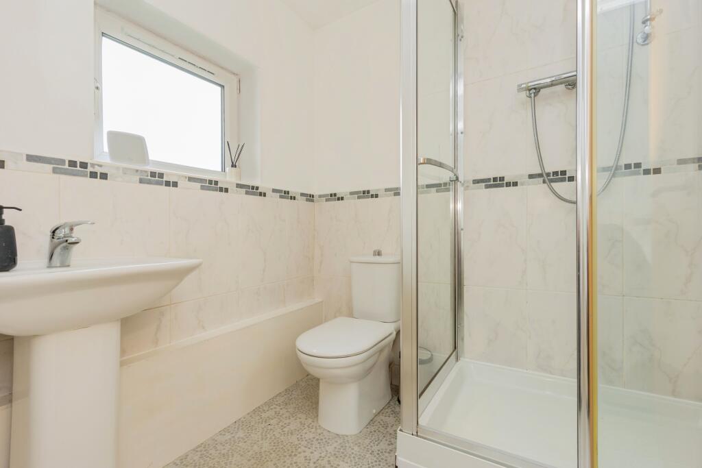 Master En-suite