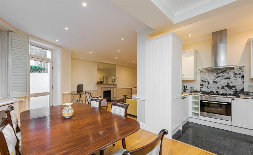 Old Brompton Road 1_169 new PH-7-2. Low Res.jpg