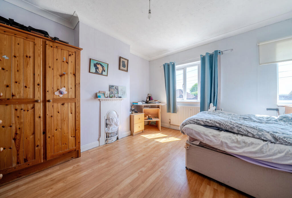 37-6823637a5c6ed-...