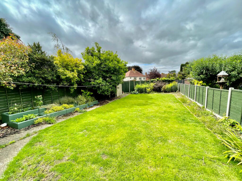 Lawned Rear Garden