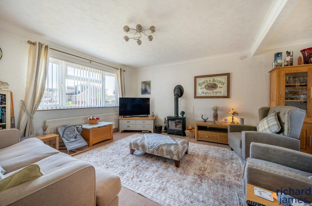 eeb11570-40b5-439...