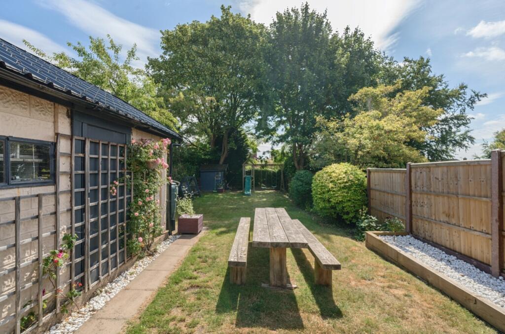 1315257-16-685fcc16e1ba0