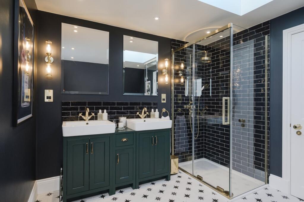 Principal Ensuite