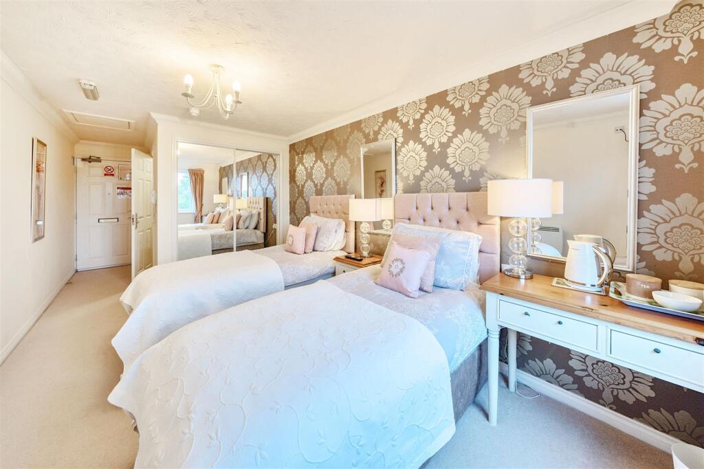 Guest Suite.jpg