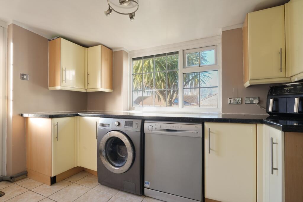 EweMove Scunthorpe Estate Agents - Utility Room