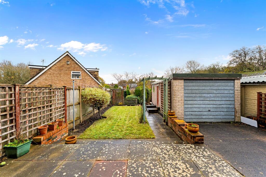 22 HAWTHORNE DRIVE-7.jpg