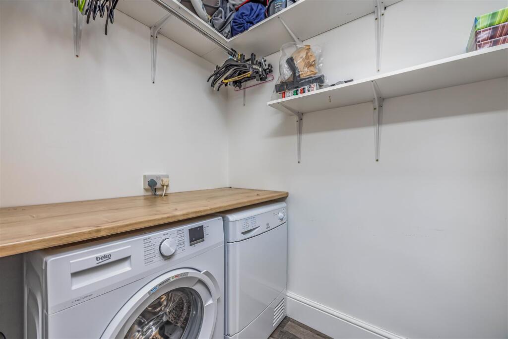 14 Salterns Lane, Hayling Island-Small-PorticoMark