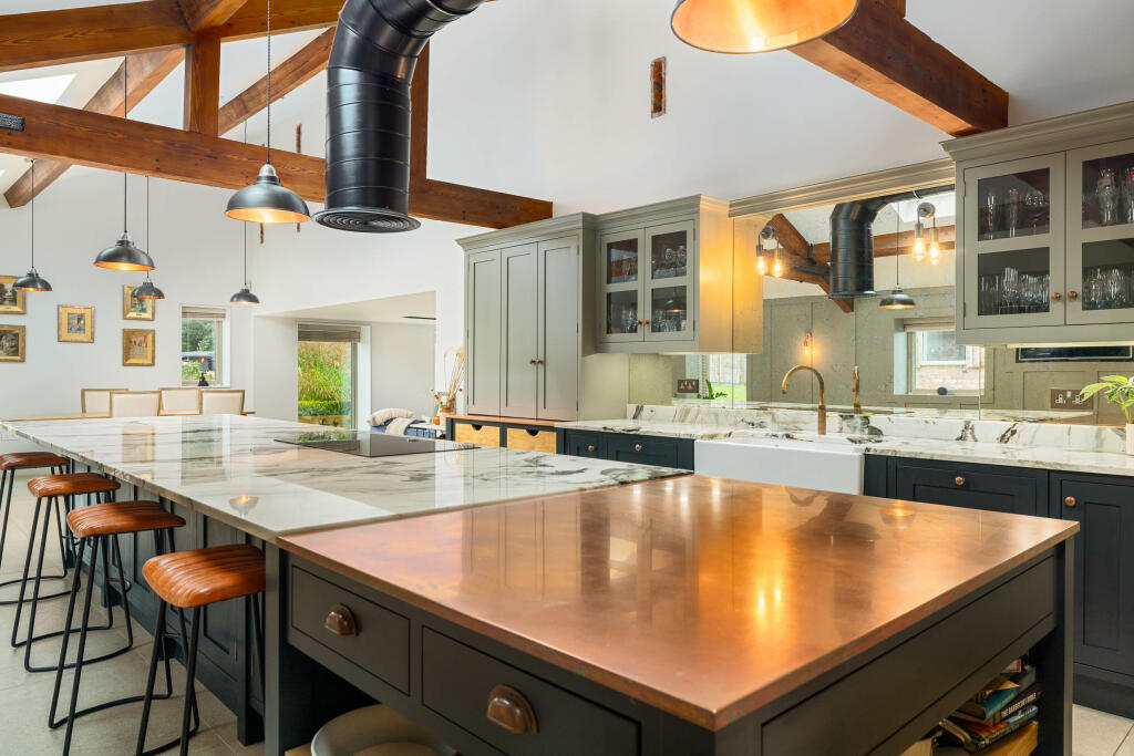 20231011-1150_Maison Haus - Blakeley Stables, Knut