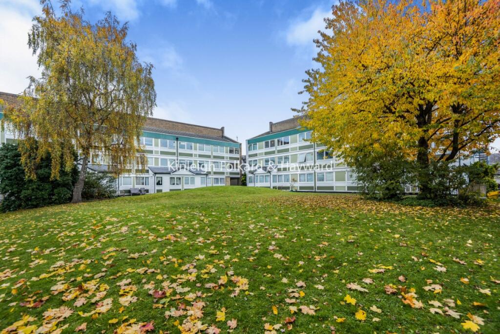 1fc911eb-4032-4c97-8