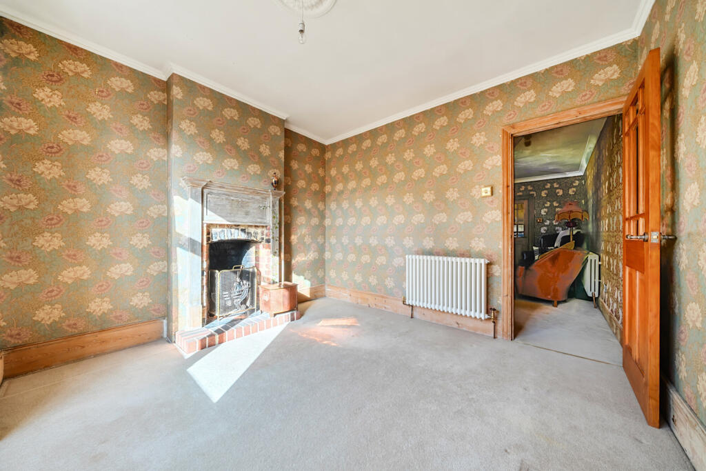 1353704-9-68c7de4...