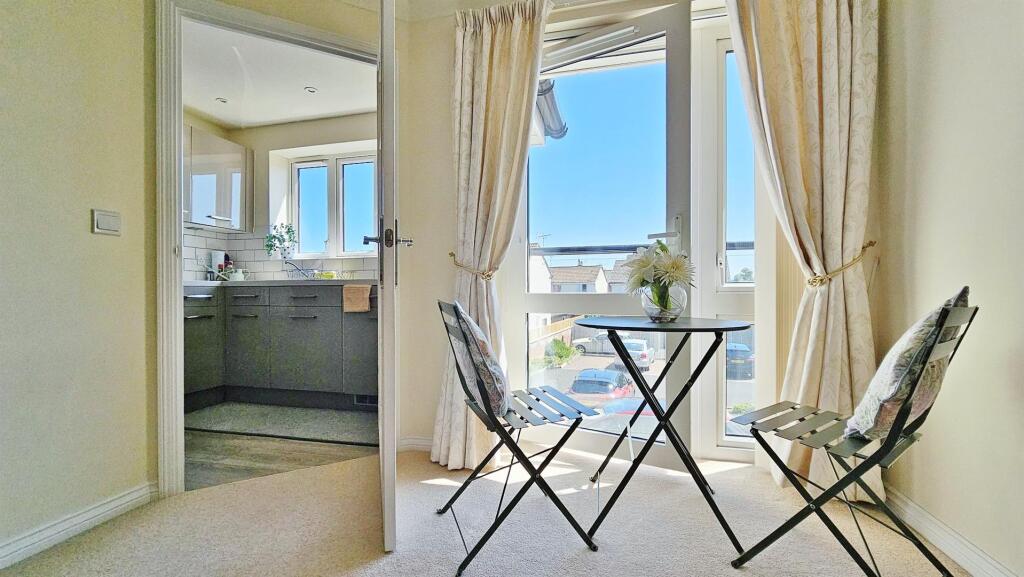 Lounge/Diner