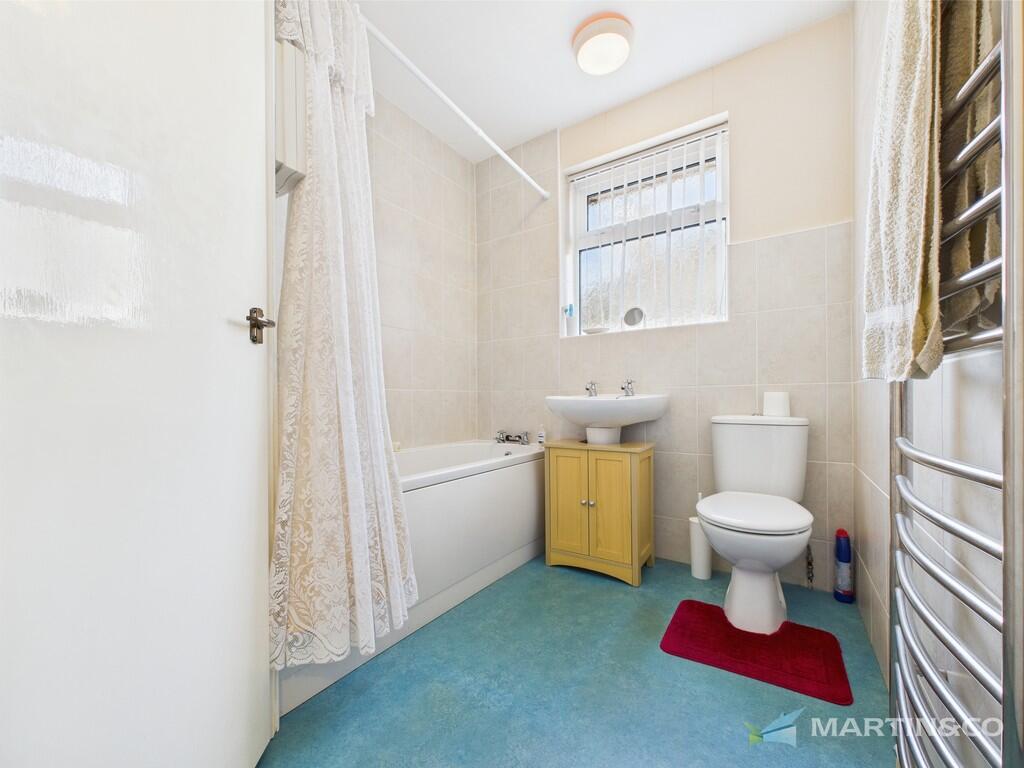 CAM02318G0-PR0450...