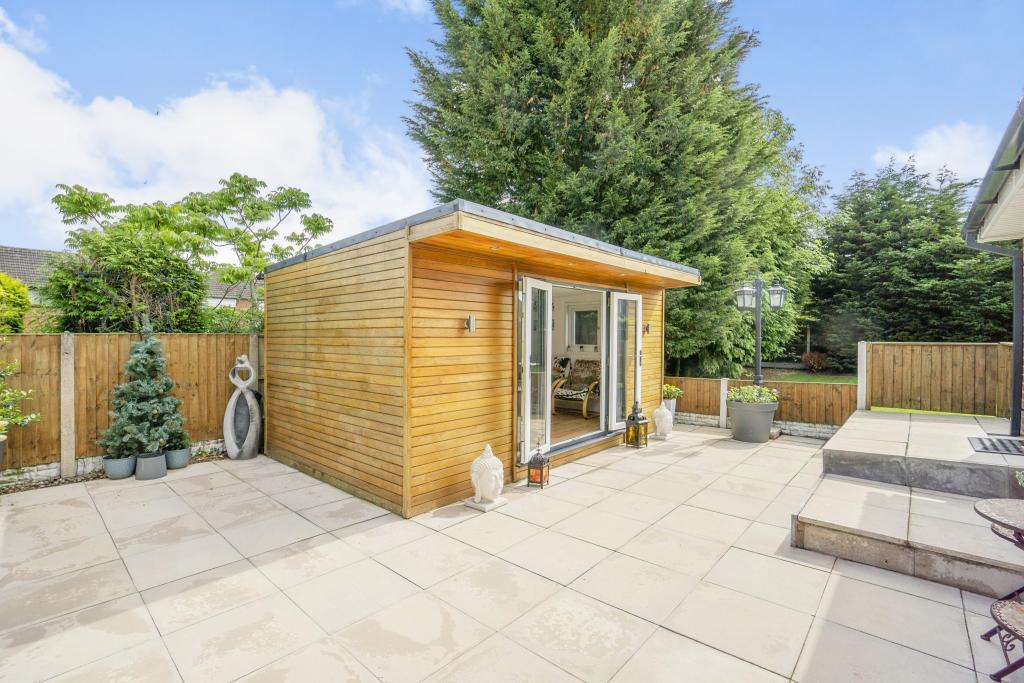 Log Cabin