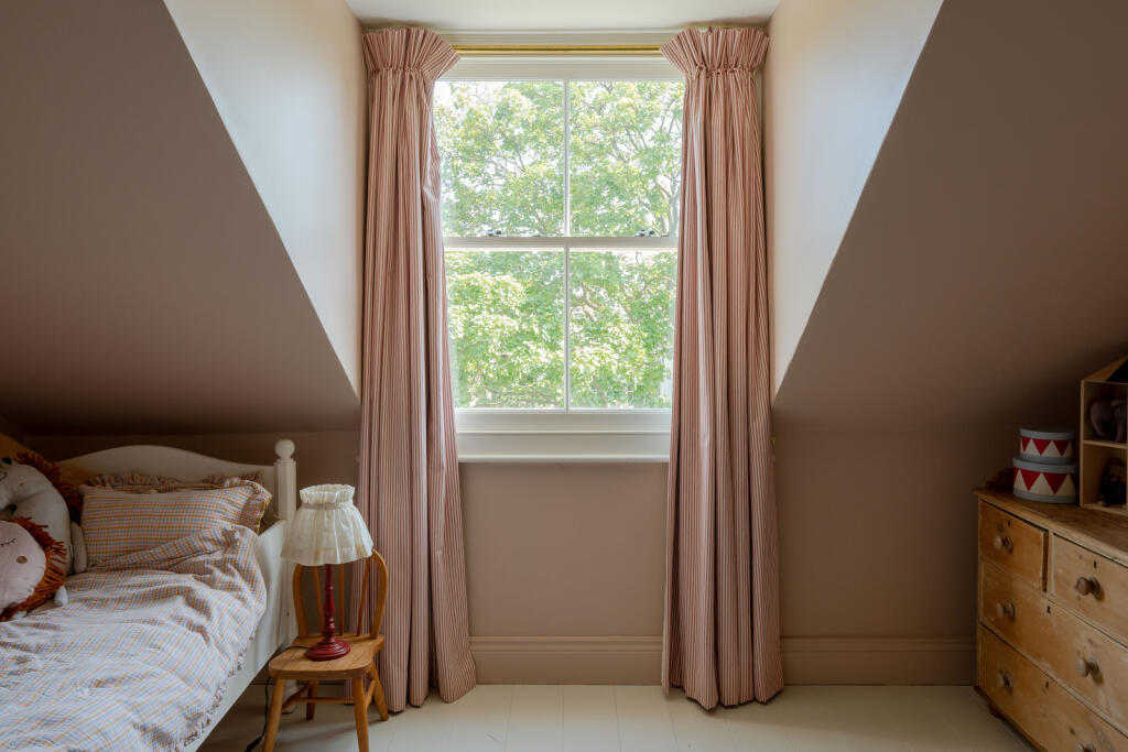 280684 - Greenwood Road, London E8 - high res -...