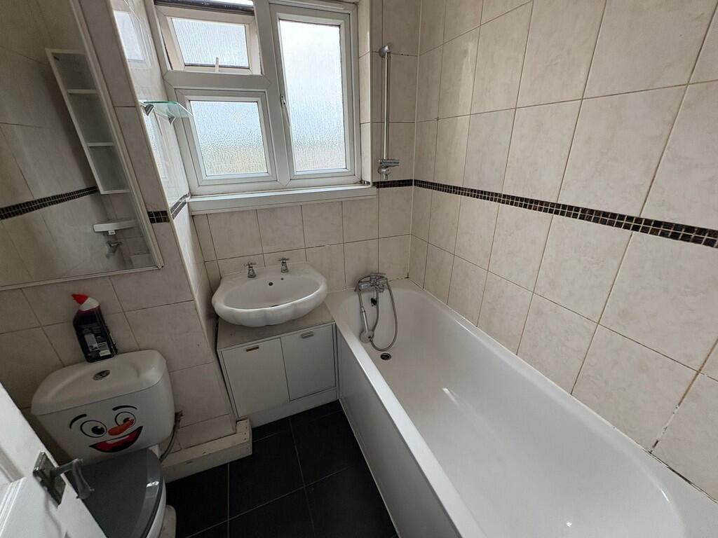 IMG-20250730-WA00...