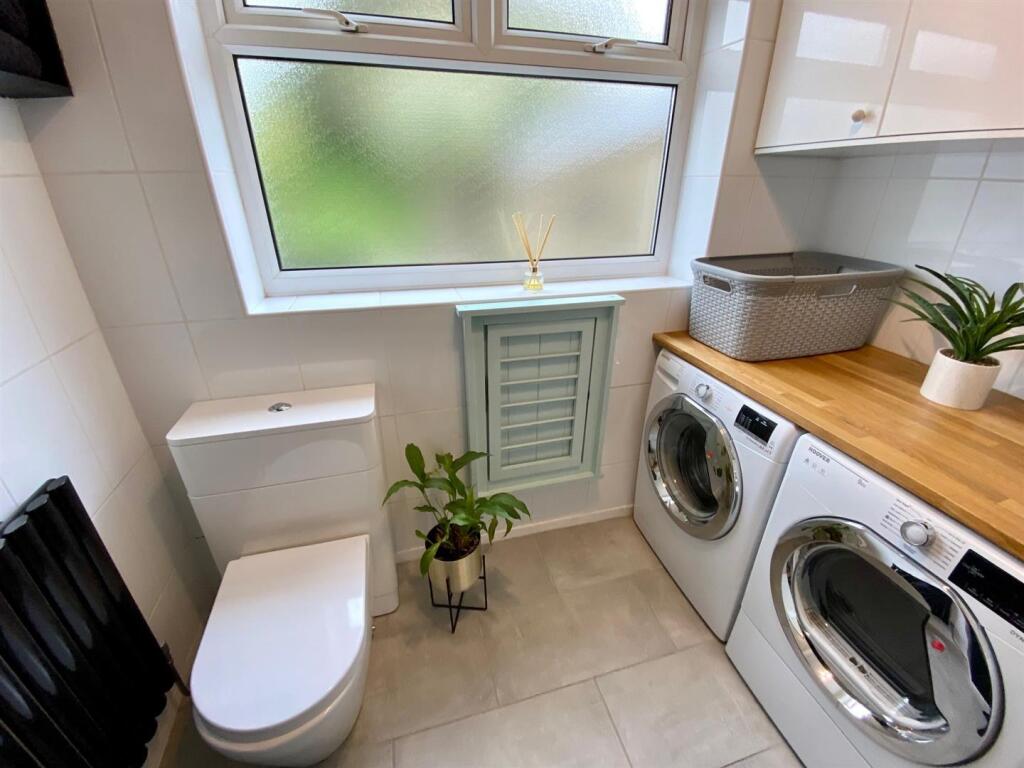 priory way 78 utility-wc.jpg