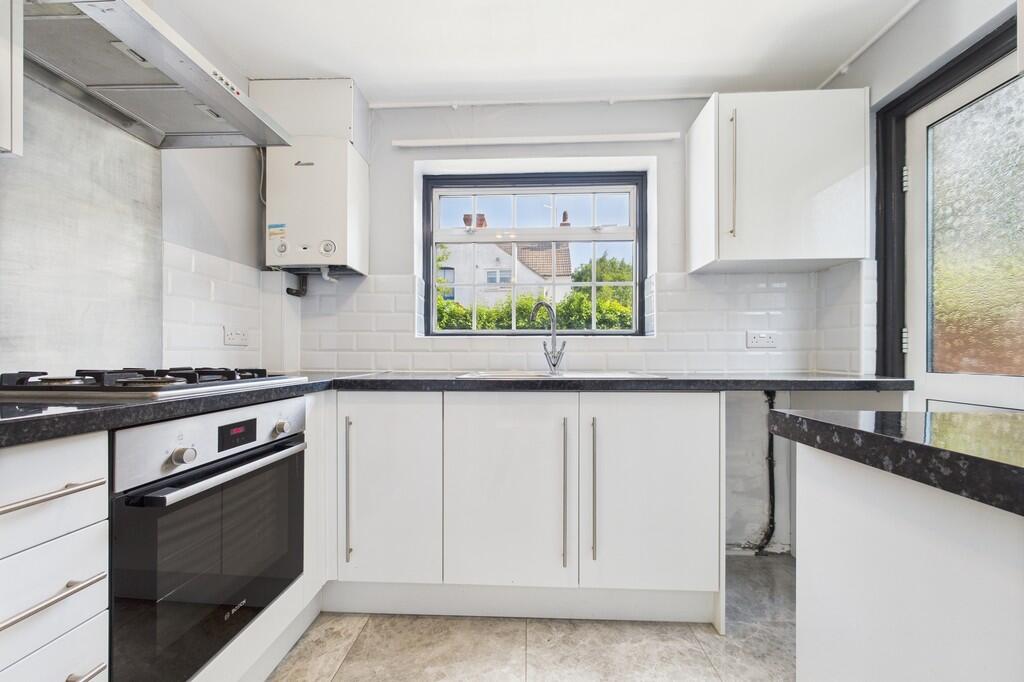 CAM01085G0-PR0577...