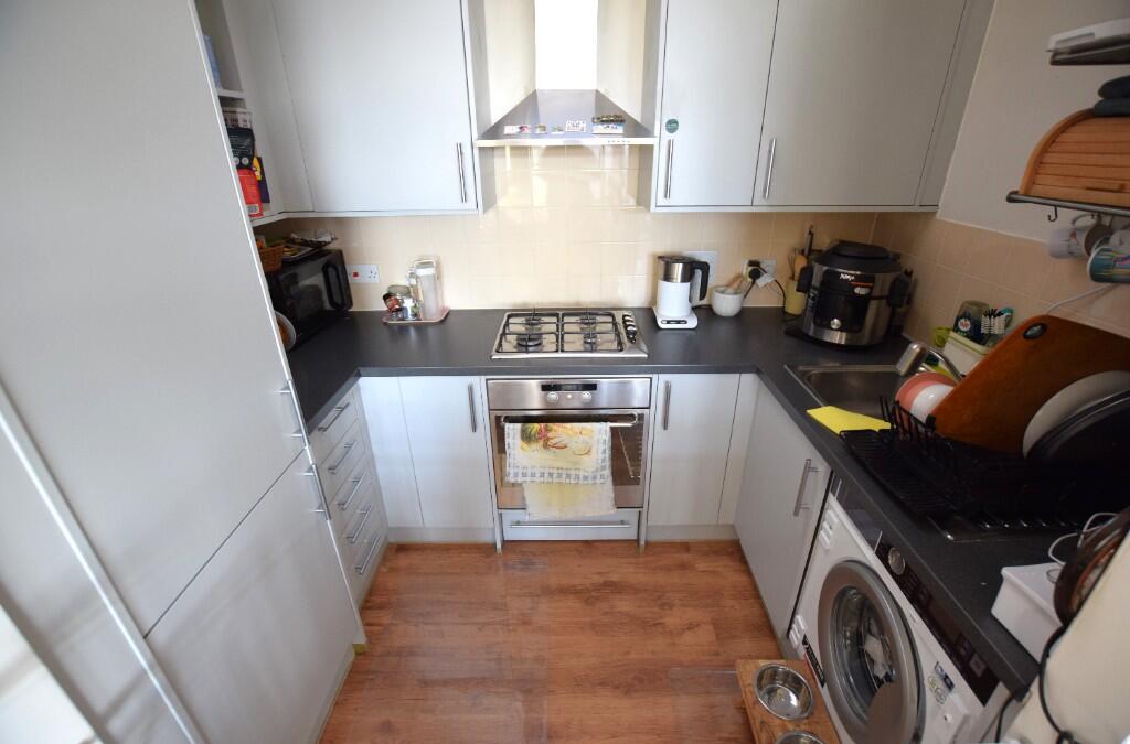 Cambridge Road, Barking, IG11