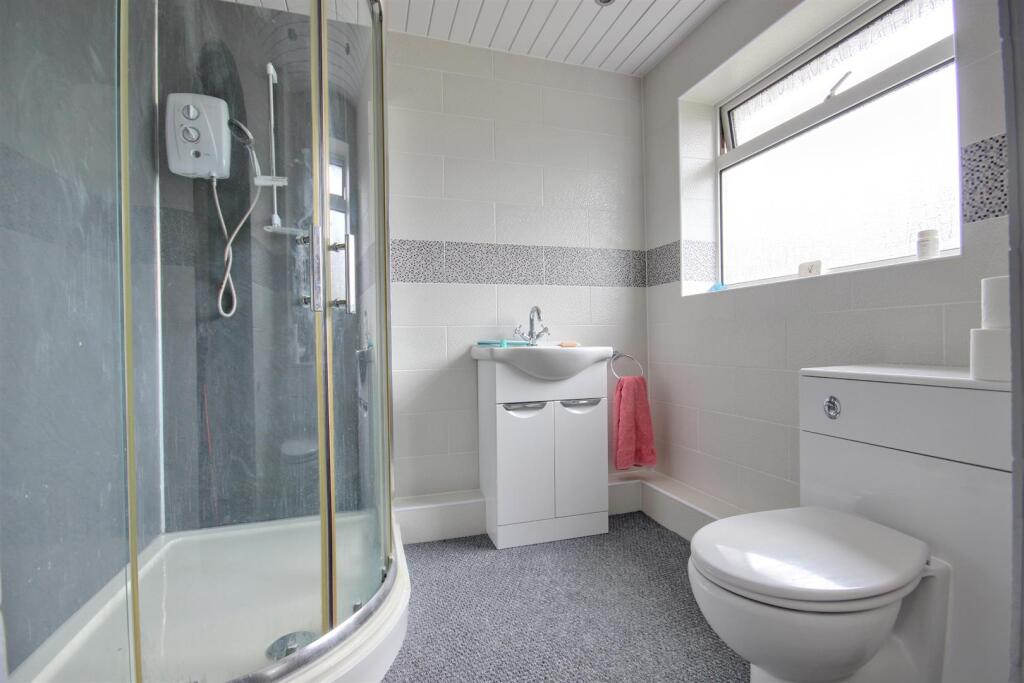 Davids Close (11).jpg