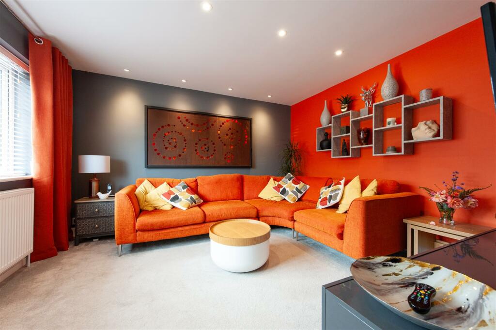 Living Room..jpg