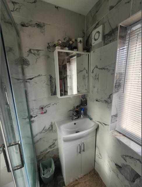 bath 3.JPG
