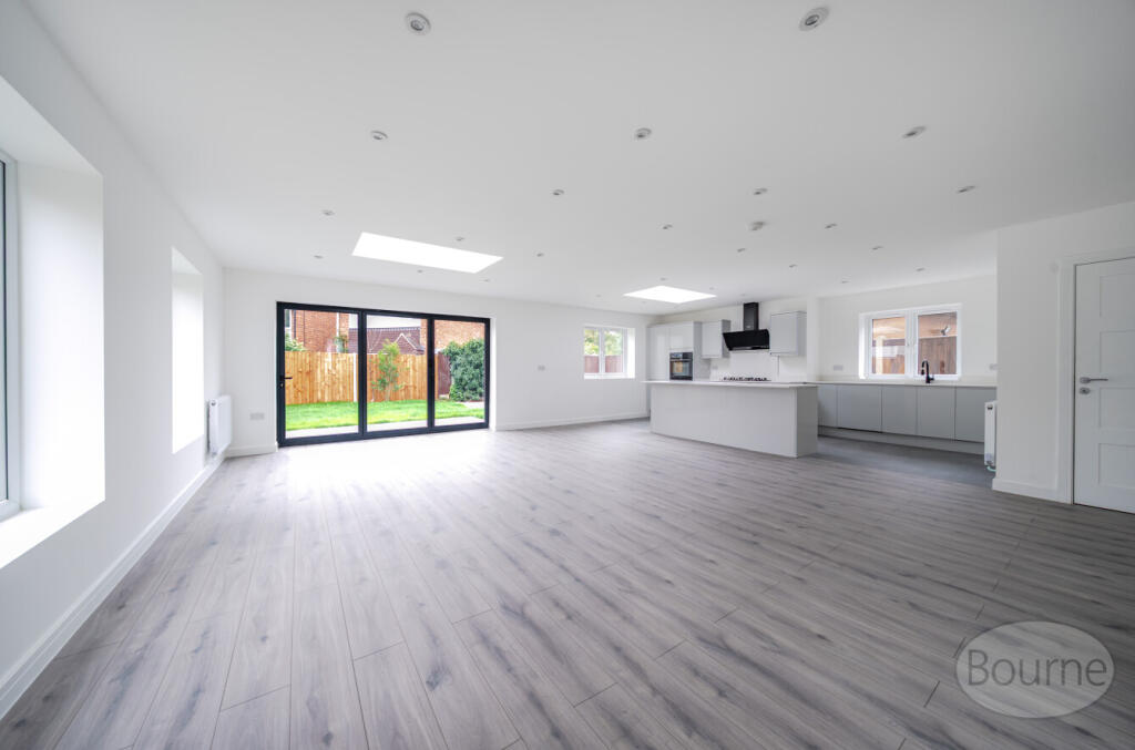 641ca3b2-02d0-456...