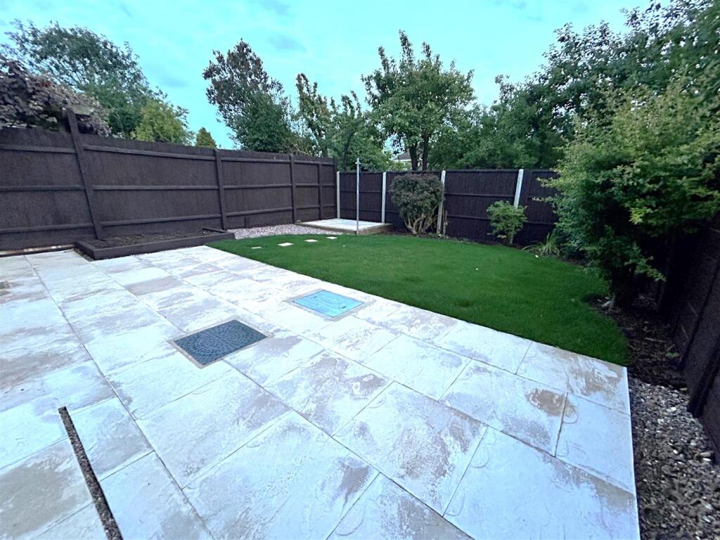 Back Garden 1.jpg