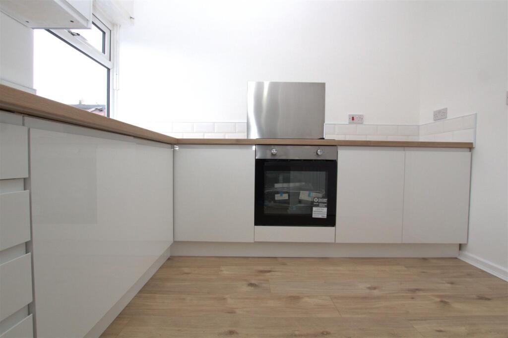 kitchen close up.jpg