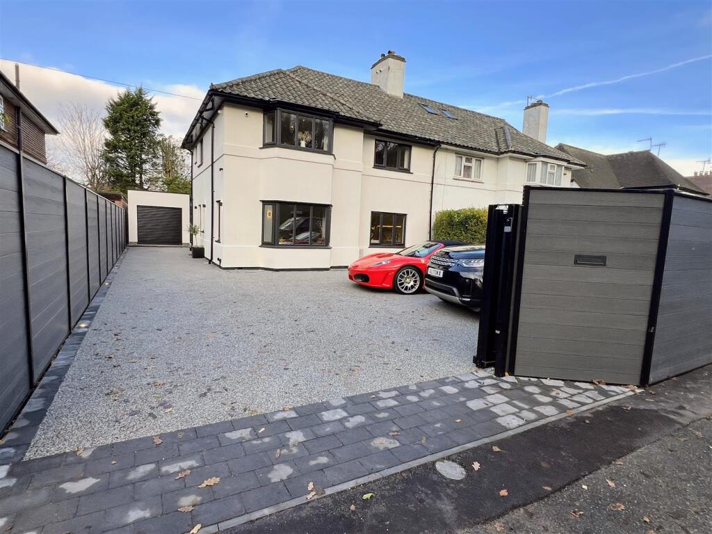 Wollaton Road, Nottingham